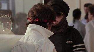 Isabelle Adjani Flashes A Plot Twist To Dustin Hoffman – Ishtar (1987)