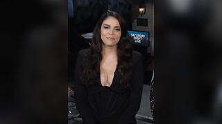 Cecily Strong Brought Her Plots Back To SNL #1