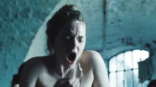 Emma Stone Nude Scene From -The Favourite- Brightened In HD #1