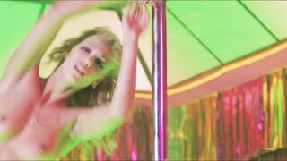 Elizabeth Berkley, Rena Riffel In Showgirls(1995)