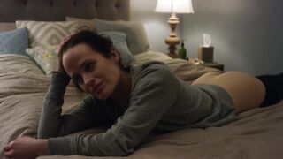 Elizabeth Reaser Backplot In Easy #4