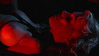 Lana Clarkson – Deathstalker (1983)