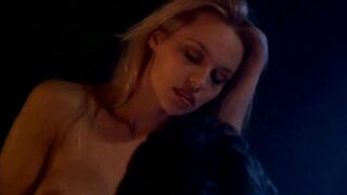 Pamela Anderson – Snapdragon (1993) #1