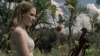 Evan Rachel Wood, Angela Sarafyan, And Others In Westworld S01E01 #3