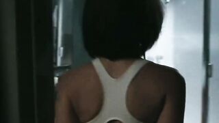 Kate Beckinsale Sweet Plot In “Whiteout” #3