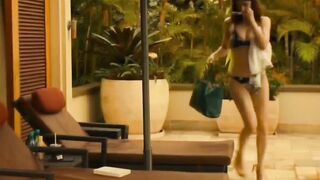 Alexandra Daddario In ‘The White Lotus’ S1E3 #3