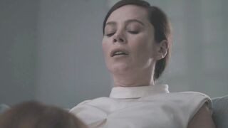 Louisa Krause Eating Out & Dirty Talking Anna Friel In Girlfriend Experience (s02e05) #4