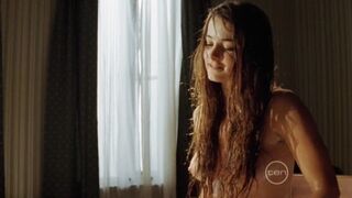 Bojana Novakovic – And Her Sweaty Plot In ‘The Cooks’ [S01E13] [2005] #4