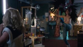 Alison Brie Topless Dancing – Glow S03E03