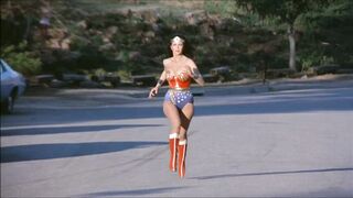 Lynda Carter Became A Star Because Of Her Big, Natural, Bouncing Plots On Wonder Woman #4