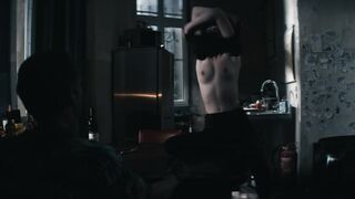 Lea Van Acken In “Sløborn” [S02E03] #1
