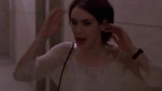 Winona Ryder Sweet Bouncy Plots In ‘Reality Bites’