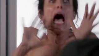 Lisa Edelstein – Girlfriends Guide To Divorce #4