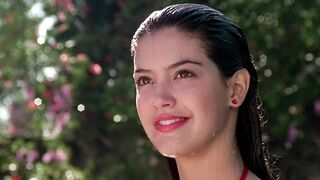 Phoebe Cates Taking Her Bra Off In Fast Times At Ridgemont High(1982)