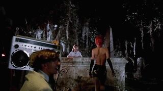 Linnea Quigley- The Return Of The Living Dead #3